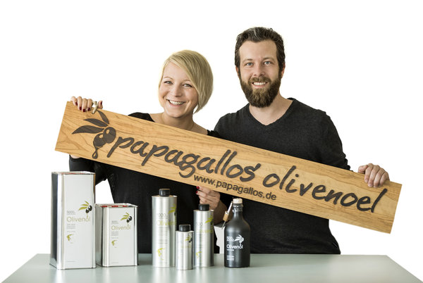 Stephanie Gallos und Nikos Gallos von papagallos olivenoel